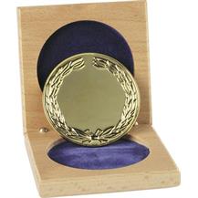 Silver/Gilt Finish Laurel Wreath